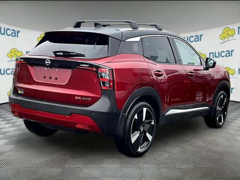 Used 2025 Nissan Kicks SR w/ SR Premium Package image 6