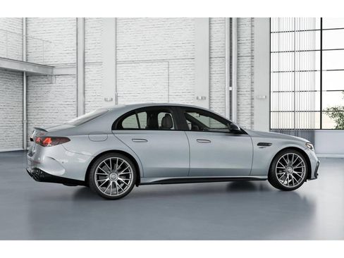 New 2026 Mercedes-Benz E 53 AMG e 4MATIC Sedan image 18