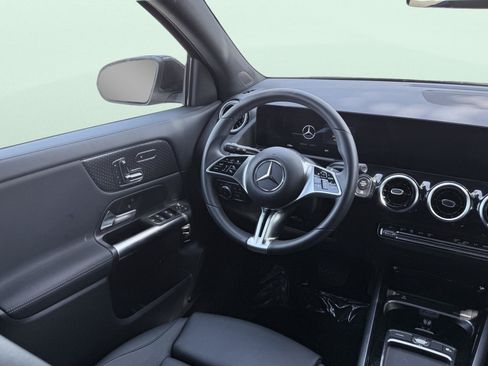 Used 2026 Mercedes-Benz GLA 250 4MATIC image 53
