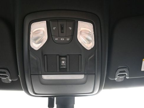 Used 2020 RAM 1500 Big Horn w/ Built-to-serve Edition AWD/4WD image 17