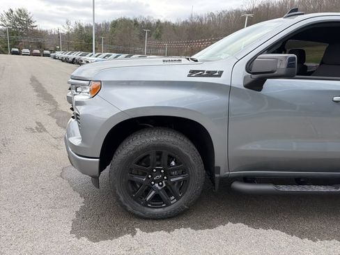 New 2026 Chevrolet Silverado 1500 RST w/ Z71 Off-Road Package AWD/4WD image 9