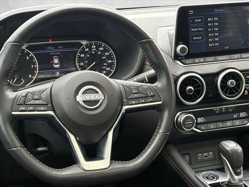 Used 2024 Nissan Sentra SR w/ SR Premium Package image 15