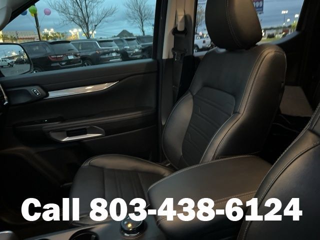 Used 2025 Ford Ranger Lariat w/ Trailer Tow Package AWD/4WD image 10