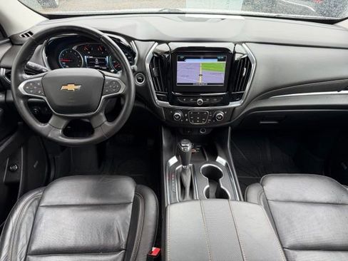 Used 2018 Chevrolet Traverse Premier w/ Redline Edition AWD/4WD image 14