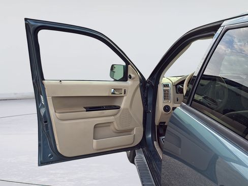 Used 2012 Ford Escape Limited FWD image 20