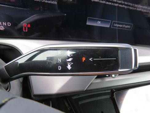 New 2026 Cadillac Vistiq Sport image 29