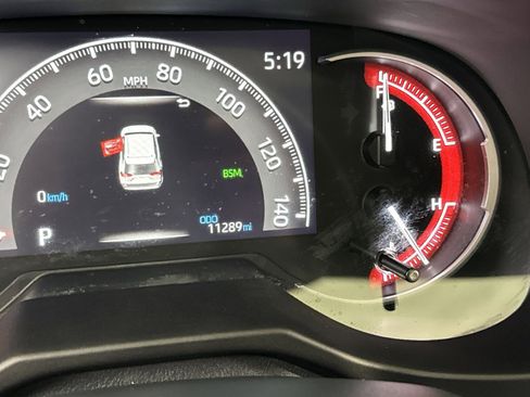 Used 2023 Toyota RAV4 XLE Premium AWD/4WD image 29
