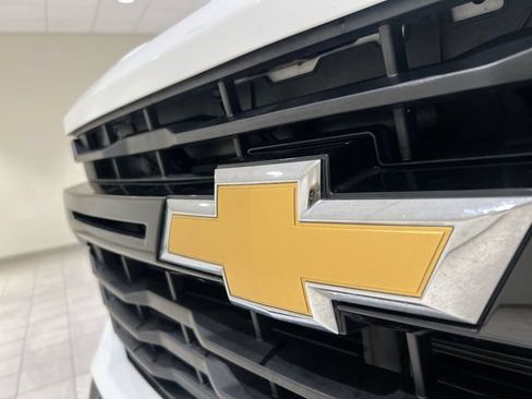 Used 2025 Chevrolet Silverado 2500 W/T w/ WT Convenience Package AWD/4WD image 29