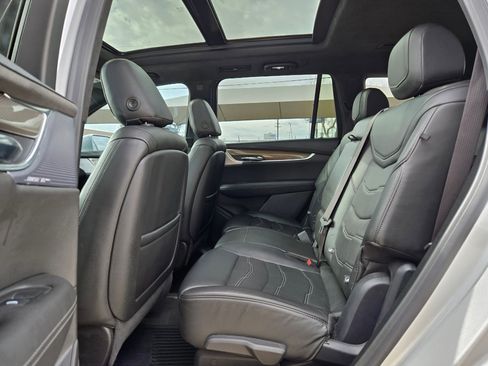 Certified 2020 Cadillac XT6 Sport w/ Platinum Package image 15