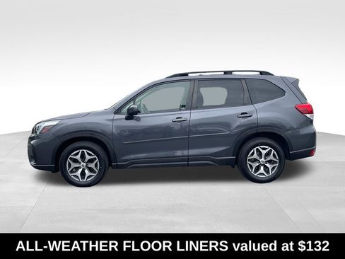 Used 2021 Subaru Forester Premium AWD/4WD image 5