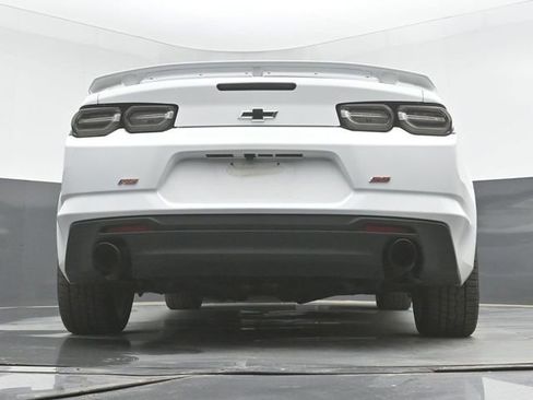 Used 2021 Chevrolet Camaro LT w/ RS Package image 39