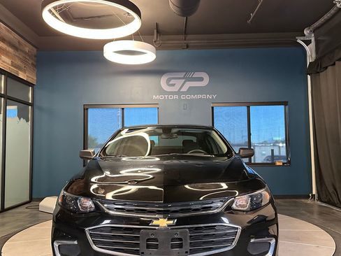 Used 2018 Chevrolet Malibu LS FWD image 8
