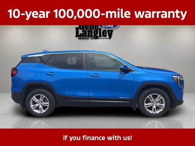 Used 2024 GMC Terrain SLE FWD image 15