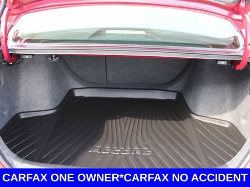 Used 2020 Honda Accord Touring image 10