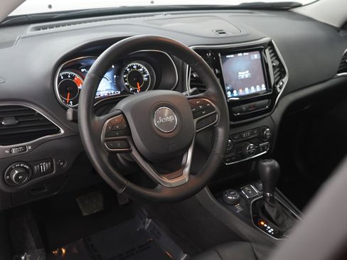 Used 2020 Jeep Cherokee Limited w/ Trailer Tow Group image 23