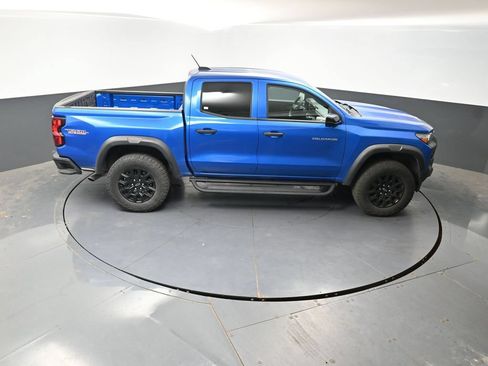 Used 2024 Chevrolet Colorado Trail Boss w/ Technology Package AWD/4WD image 15