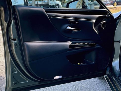 Used 2023 Lexus ES 350 w/ Premium Package image 25