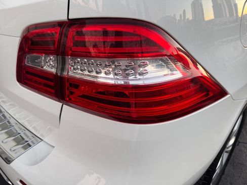 Used 2015 Mercedes-Benz ML 350 4MATIC w/ Premium 1 Package image 20