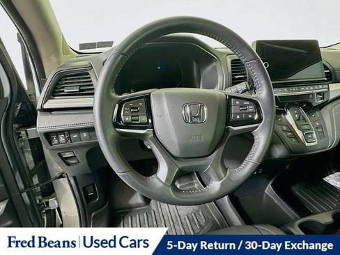 Used 2025 Honda Odyssey EX-L image 12