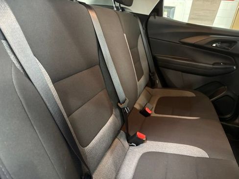 Used 2023 Chevrolet TrailBlazer LS FWD image 26
