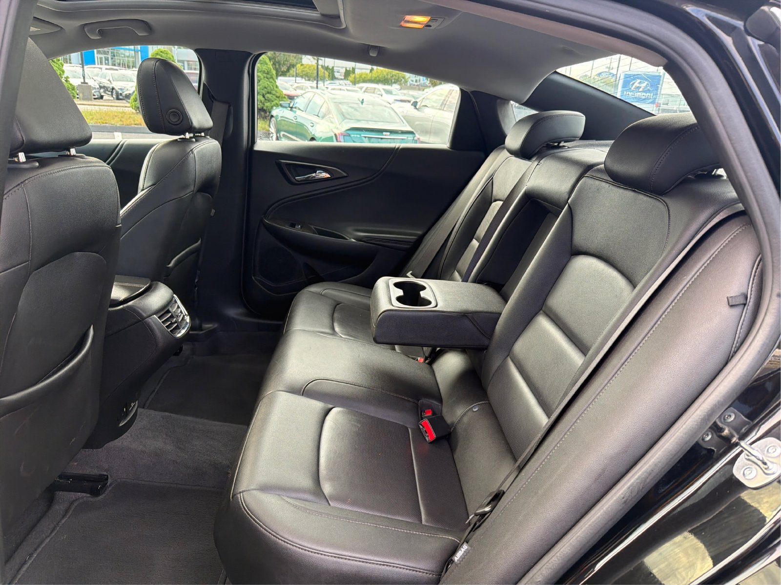 Used 2024 Chevrolet Malibu LT FWD image 10