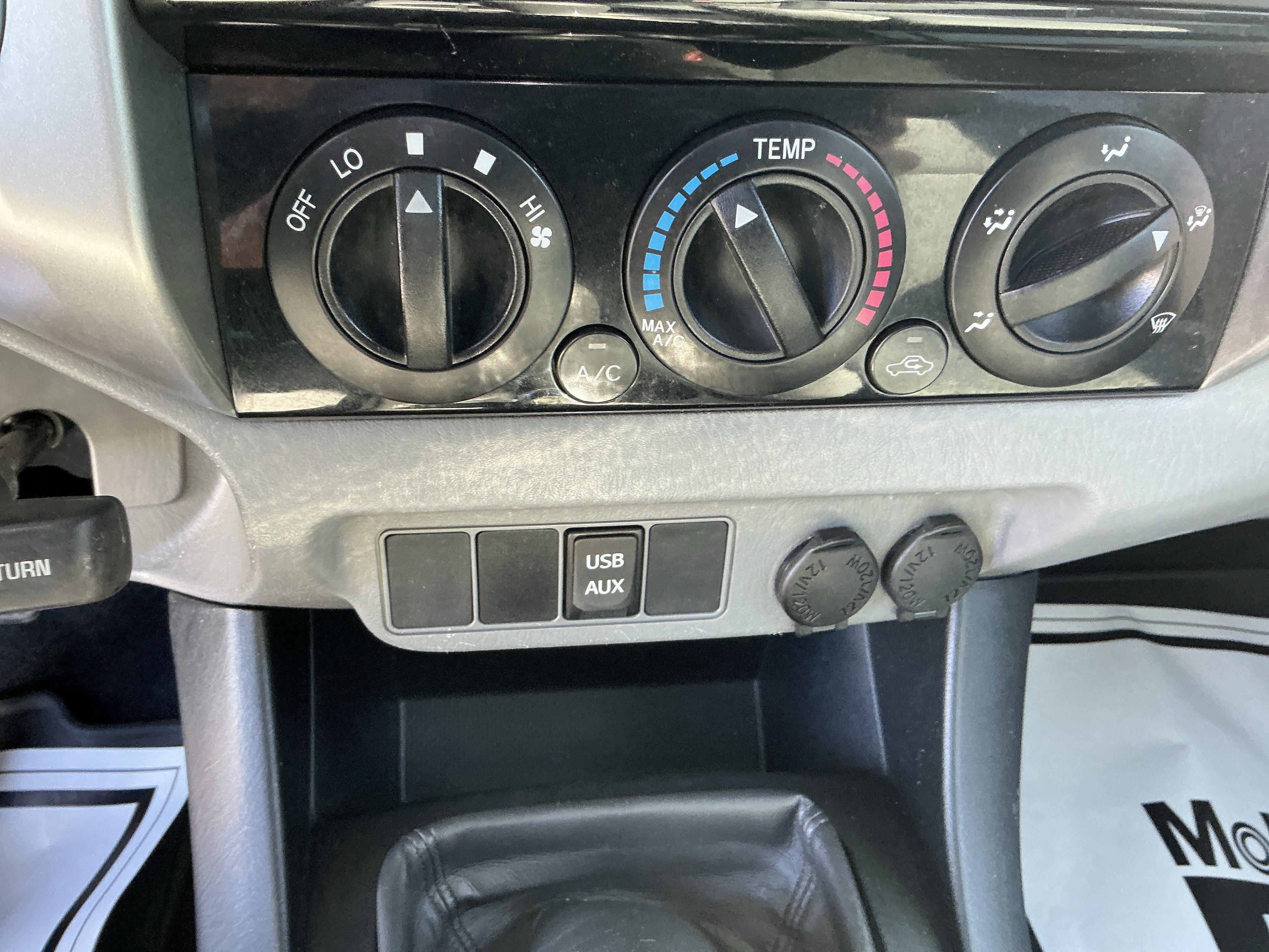Used 2015 Toyota Tacoma 4x4 Double Cab image 23