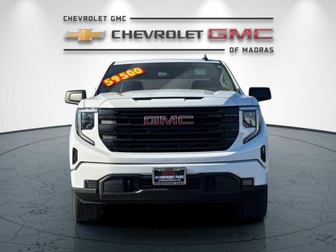 Used 2025 GMC Sierra 1500 Elevation AWD/4WD image 8
