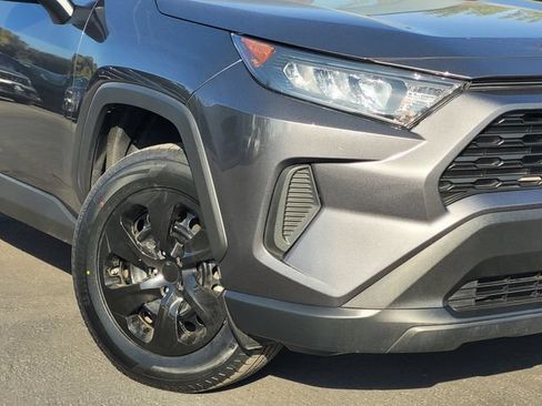 Used 2022 Toyota RAV4 LE w/ Carpet Mat Package (TMS) FWD image 10