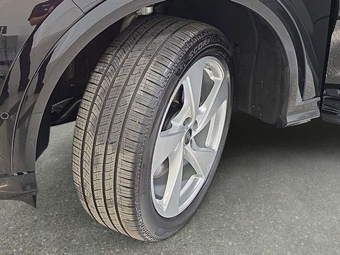 Used 2025 Audi Q5 Premium Plus image 31