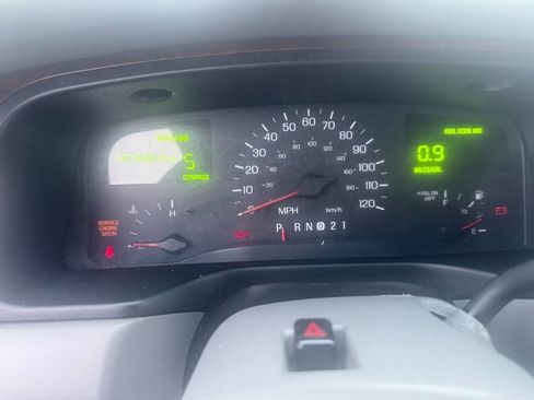 Used 1998 Lincoln Town Car Executive image 20