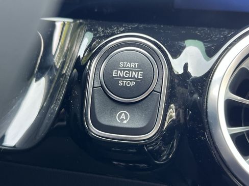 Certified 2026 Mercedes-Benz GLA 250 4MATIC image 38