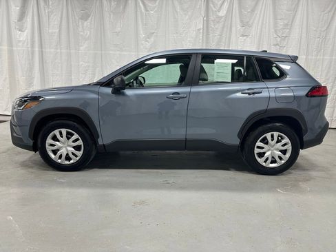 Used 2025 Toyota Corolla Cross L image 4