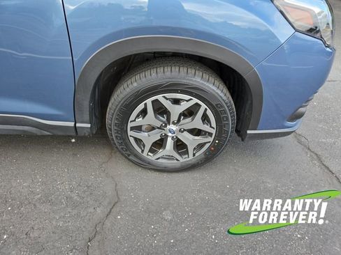 Used 2023 Subaru Forester Premium AWD/4WD image 20