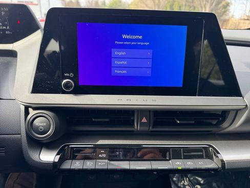 Used 2024 Toyota Prius LE image 21