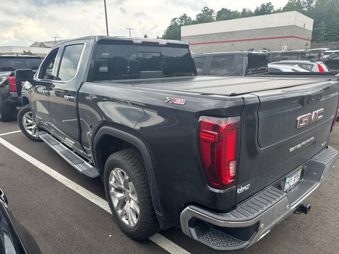 Used 2020 GMC Sierra 1500 SLT w/ SLT Premium Plus Package AWD/4WD image 5