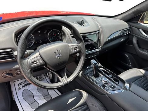 Used 2023 Maserati Levante F Tributo AWD/4WD image 12