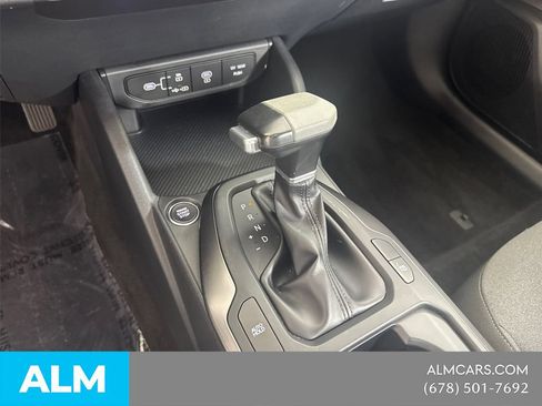 Used 2025 Kia K4 FWD image 33