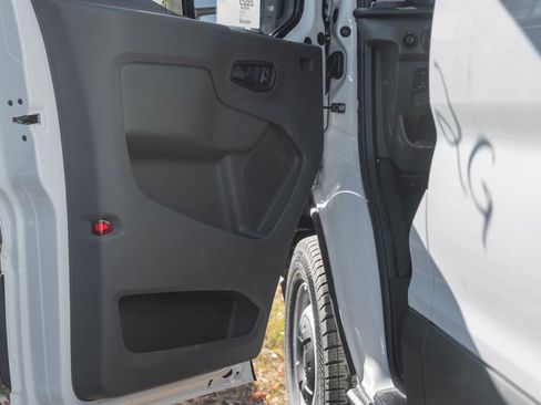 New 2026 Ford Transit 250 Low Roof RWD image 36