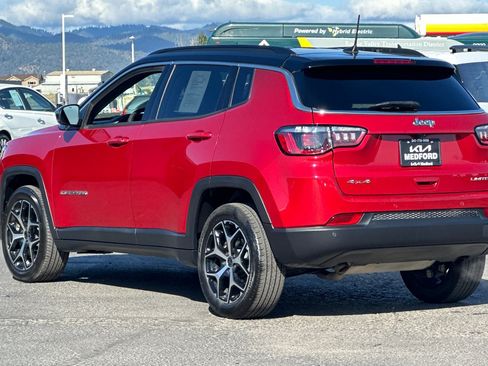 Used 2025 Jeep Compass Limited AWD/4WD image 6