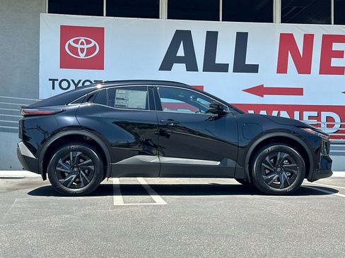 New 2026 Toyota C-HR AWD/4WD image 6
