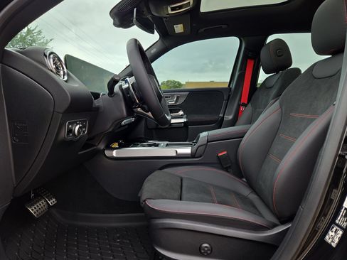 New 2026 Mercedes-Benz GLB 35 AMG 4MATIC image 16