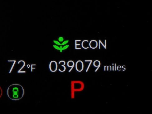 Used 2022 Honda Civic Sport image 30