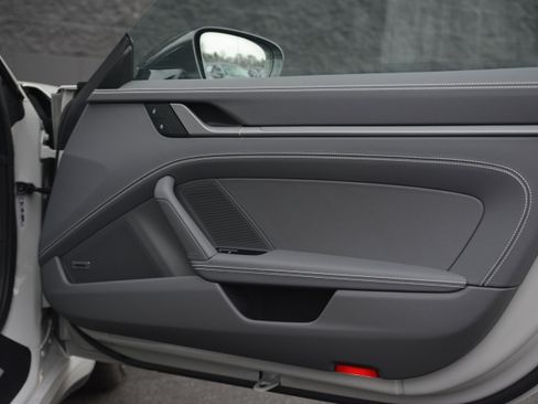 Certified 2024 Porsche 911 Targa 4S image 26