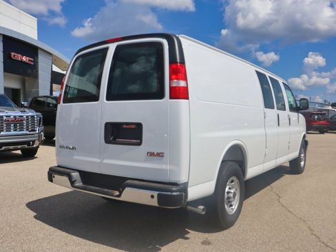 New 2025 GMC Savana 2500 Extended w/ Driver Convenience Package image 3