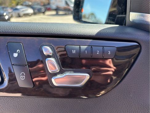 Used 2018 Mercedes-Benz GLS 450 4MATIC image 23