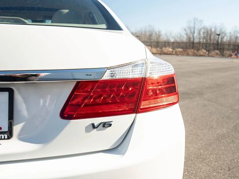 Used 2013 Honda Accord EX-L image 12