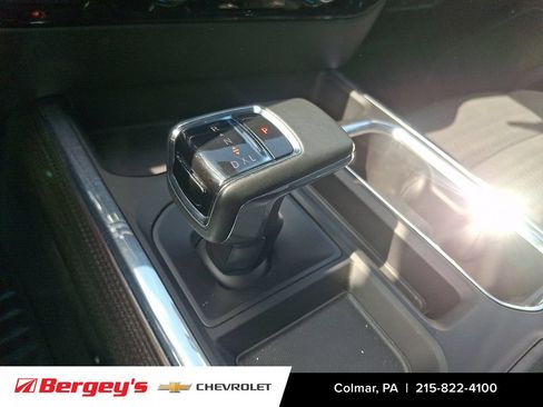 Used 2023 Chevrolet Silverado 1500 RST AWD/4WD image 17
