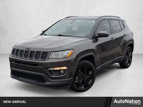 Used 2019 Jeep Compass Altitude image 1