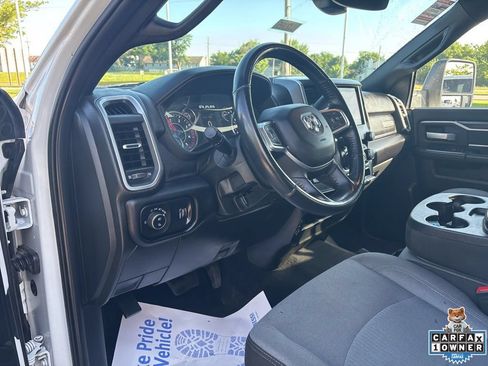 Used 2024 RAM 3500 Big Horn AWD/4WD image 51