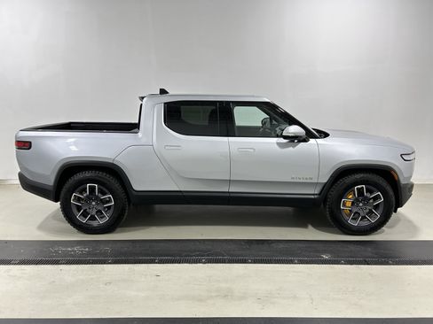 Used 2022 Rivian R1T Adventure AWD/4WD image 6